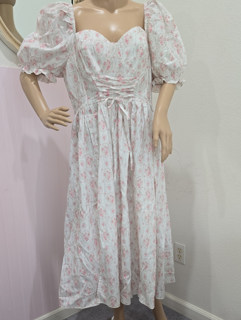 Sweetheart Neckline White & Pink Floral Midi Dress